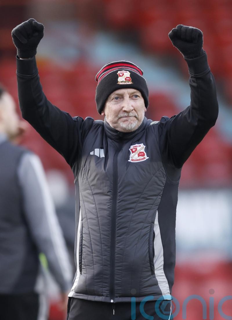 Ian Holloway hails ‘fantastic performance’ as 10-man Swindon advance in FA Cup