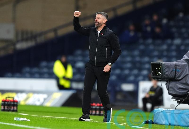 Stephen Robinson urges players to make St Mirren history in final
