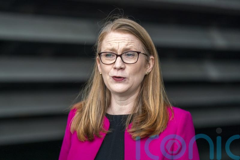 Somerville ‘disappointed’ after talks with UK minister on asylum barracks plan