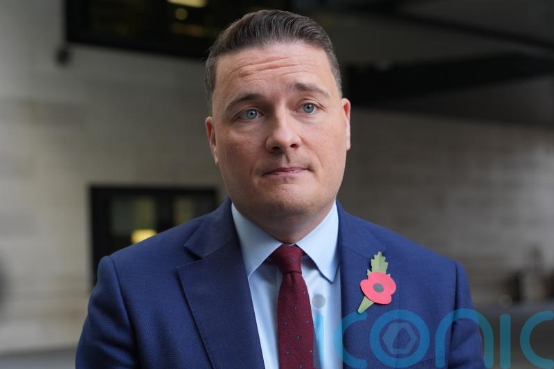 Streeting sets out fresh offer to resident doctors in bid to avert strikes