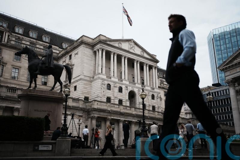 UK interest rates set to stay at 4%, but policymakers ‘deeply divided’