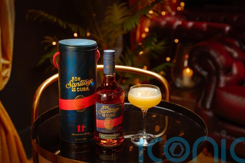 10 fabulous festive ways to say it with a bottle