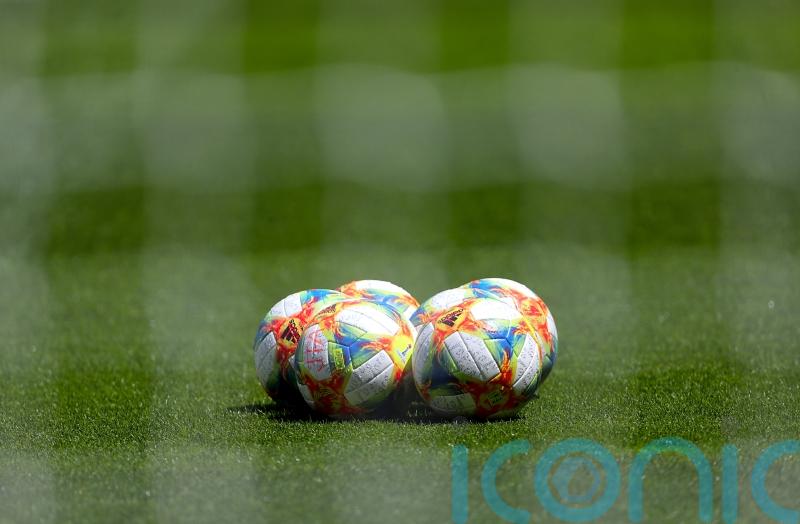 Scottish Championship: St Johnstone held after late drama at Dunfermline