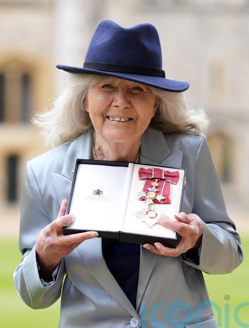Dame Jilly Cooper suffered fatal head injury after fall at home, inquest told