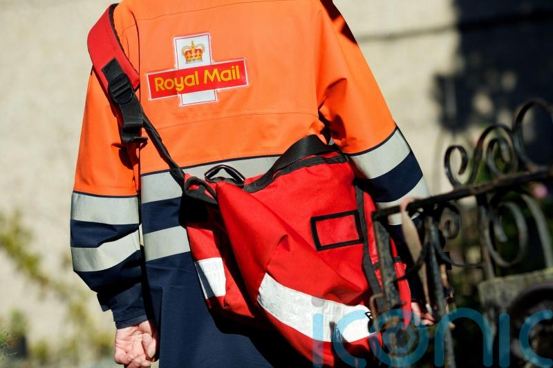 Royal Mail delivery performance weakens ahead of second class post overhaul
