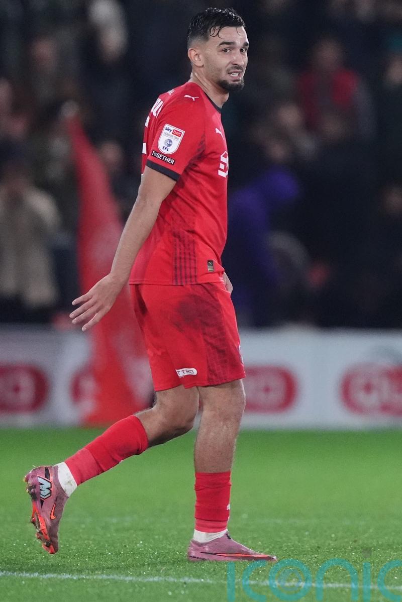 Idris El Mizouni and Tyreeq Bakinson on target in Leyton Orient comeback win