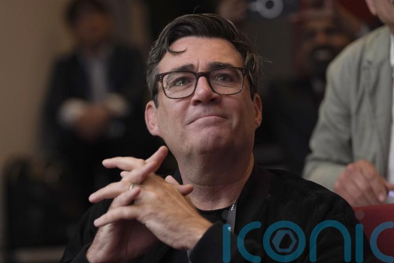 Labour MP suggests he would give up seat for Andy Burnham Commons return