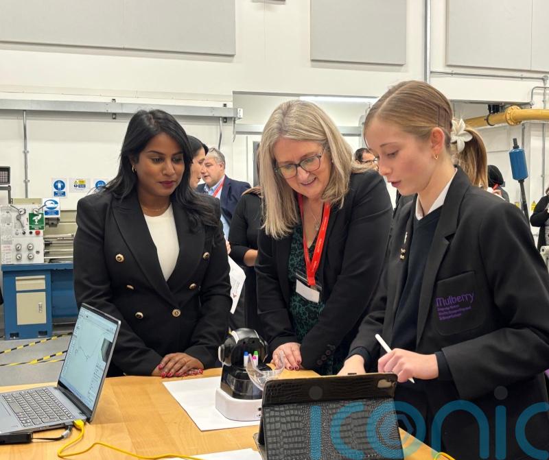 Number of young people not in work, education or training ‘a scandal’ – minister