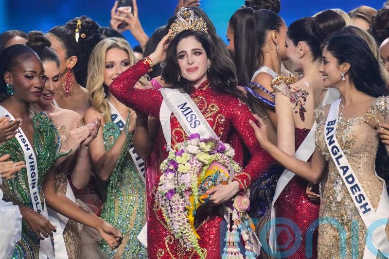 Mexico’s bullied pageant contestant gets payback by winning Miss Universe crown