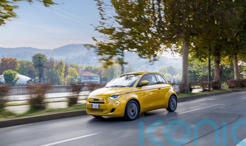 Fiat 500 Hybrid gains manual gearbox and three trim levels