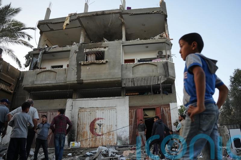 At least 24 die as Israel launches fresh airstrikes against Hamas militants