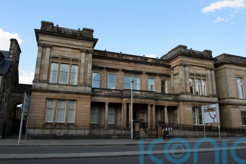 Jury retires in case of man accused of chasing police with chainsaw