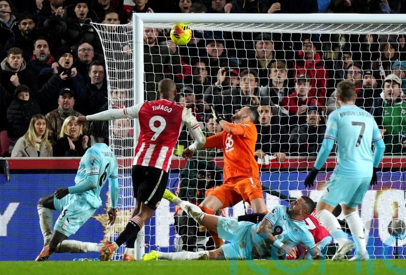 Igor Thiago brace earns Brentford win over Burnley after late drama