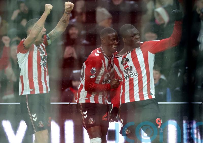 Brian Bobbey comes off bench to snatch Sunderland victory against Bournemouth