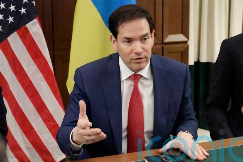 US and Ukrainian negotiators hold talks in Florida on peace plan