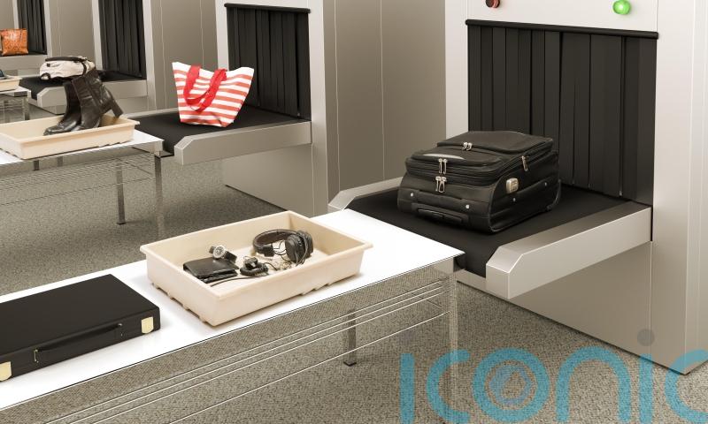 Smiths to sell airport scanning business in £2bn deal