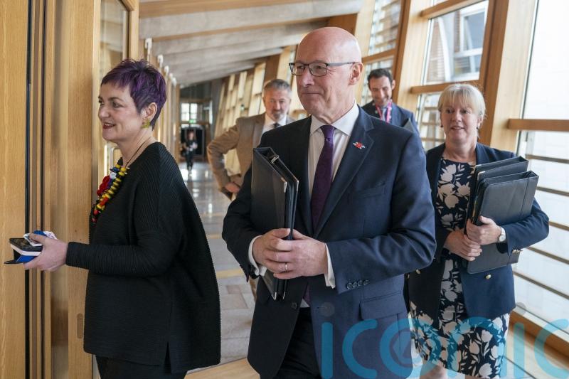 Swinney rejects claims he has lost confidence in Constance over grooming review