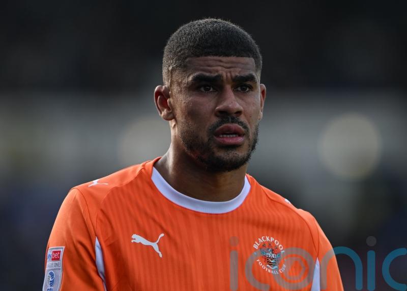 Ashley Fletcher nets late leveller to earn Blackpool draw with Lincoln
