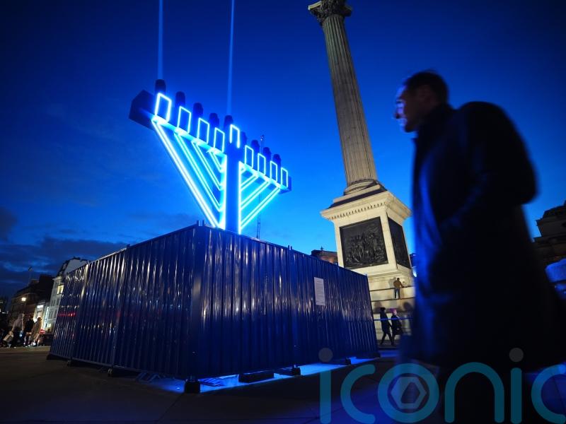 What is Hanukkah, why is it celebrated and what do people do?