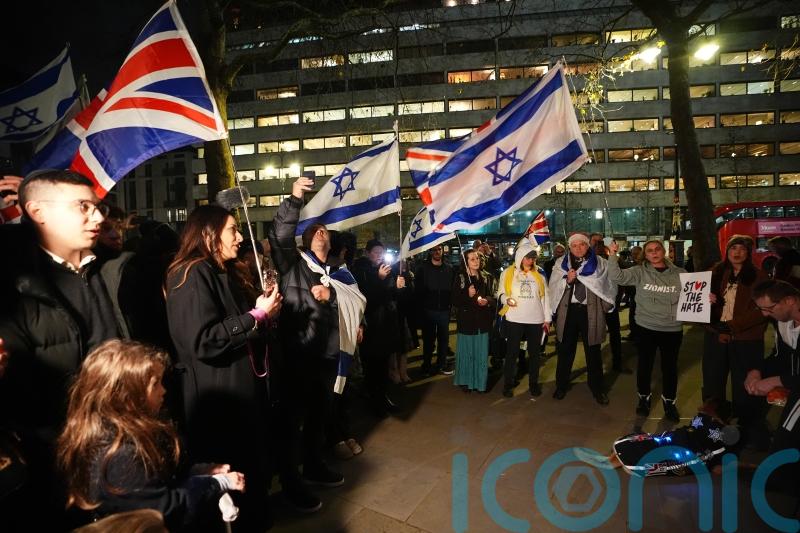 Injured Bondi gunman likely to survive, police say