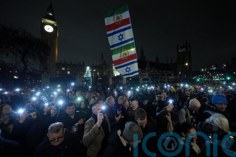 Funeral of British-born Bondi attack victim Rabbi Eli Schlanger takes place