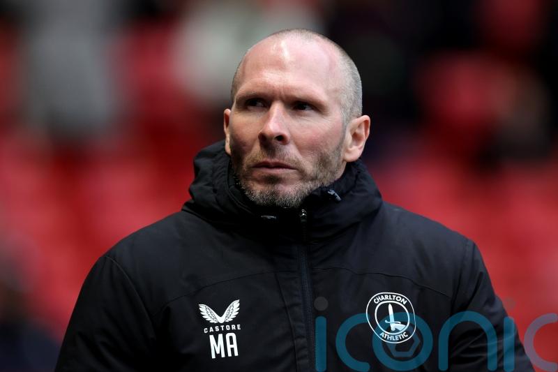 Michael Appleton takes encouragement despite Shrewsbury&rsquo;s winless run continuing