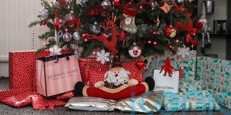 Half of Britons cutting back spending on presents this year, polling suggests