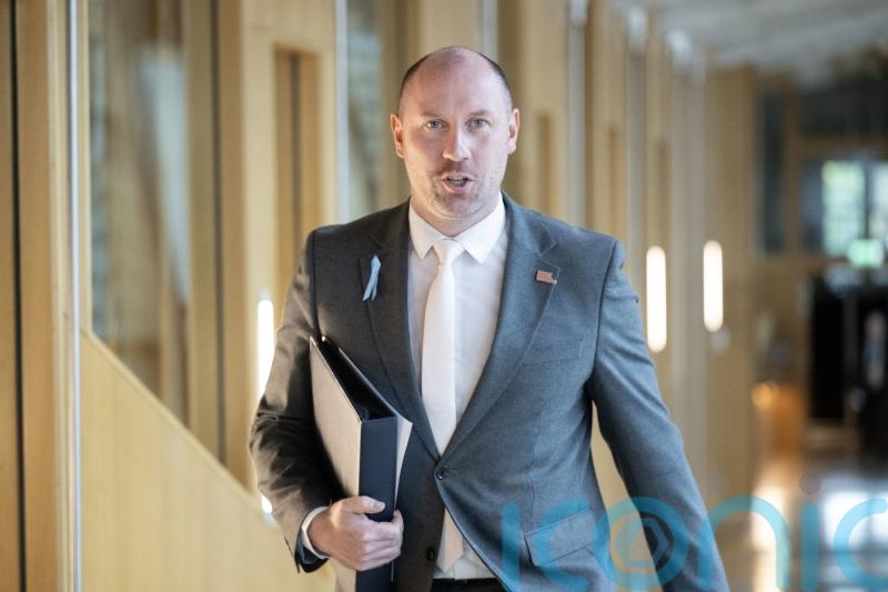 Government &lsquo;honouring&rsquo; resident doctors&rsquo; pay deal, says Gray ahead of talks