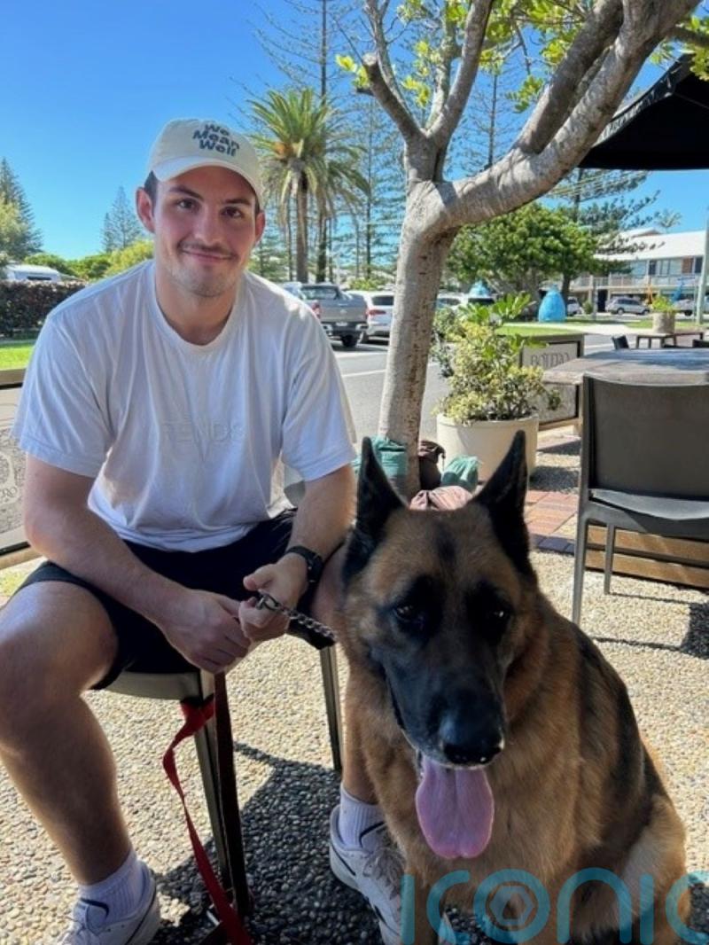 Injured police officer wakes from coma after Bondi terror attack