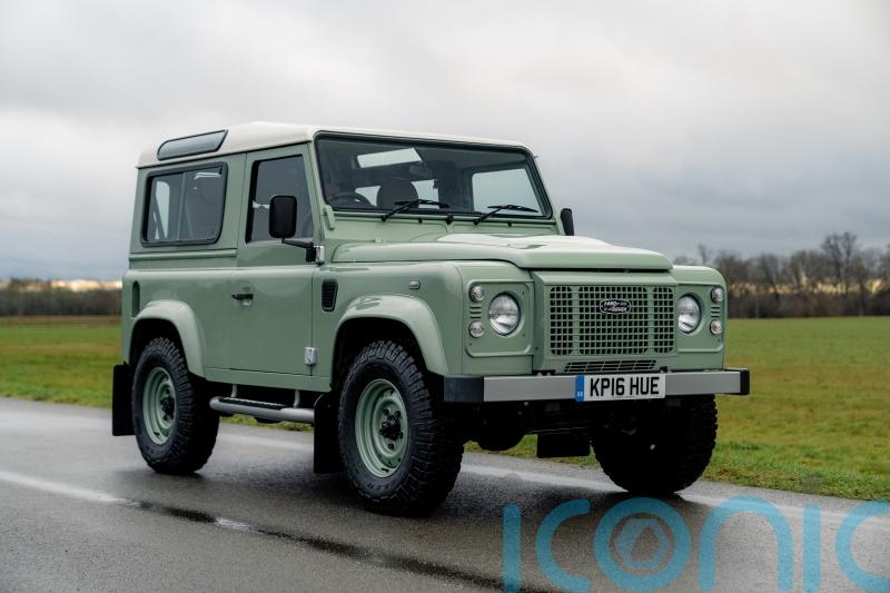 Final Land Rover Defender Heritage Edition to go under the hammer next week