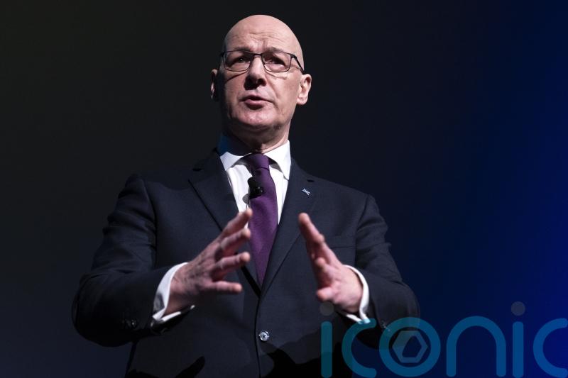 Swinney sends message of &lsquo;warmth, kindness and connection&rsquo; at Christmas