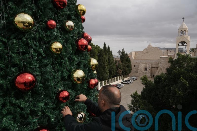 Thousands celebrate Christmas in Bethlehem after two years of war in Gaza