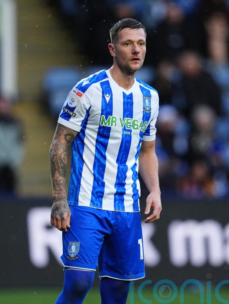 Gutsy Sheffield Wednesday deny promotion-chasing Hull