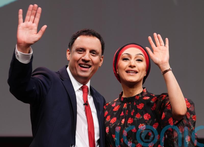 My family and I will face &lsquo;personal pain&rsquo; in toxic election campaign &ndash; Sarwar