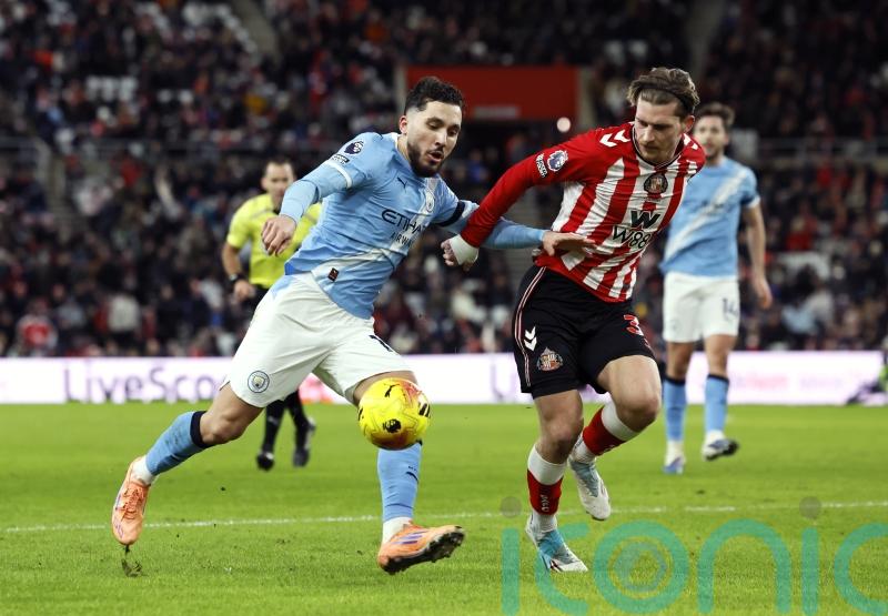Manchester City held at Sunderland to sit four points adrift of Arsenal