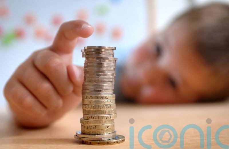 Should you give your children pocket money?