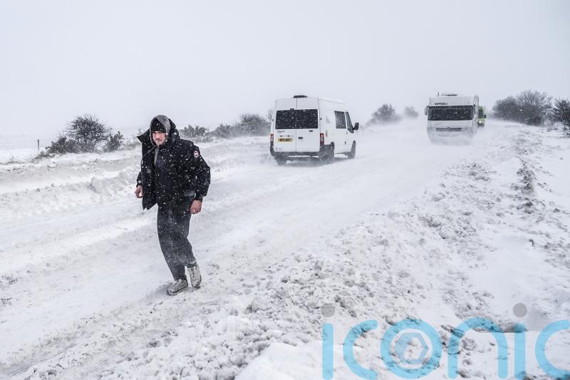Yellow warnings for snow and ice still in place as wintry weather continues