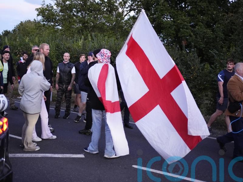 &lsquo;Evidence&rsquo; of asylum hotels closing will be seen in coming months, says Starmer