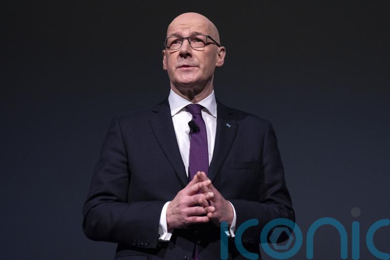 Swinney promises &lsquo;hope&rsquo; as political leaders make 2026 election pitches