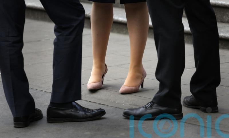 FTSE 100 bosses&rsquo; pay &lsquo;overtakes average UK salary in less than three days&rsquo;