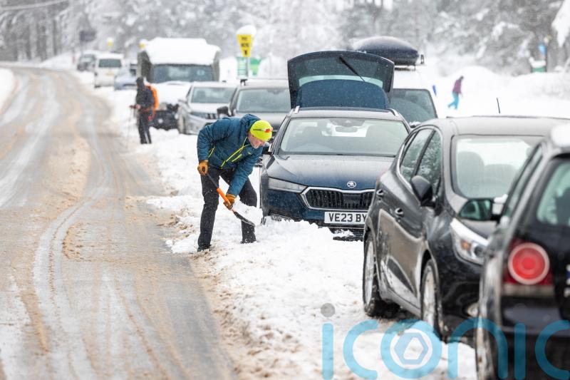 Amber snow and wind warnings issued as UK braces for Storm Goretti