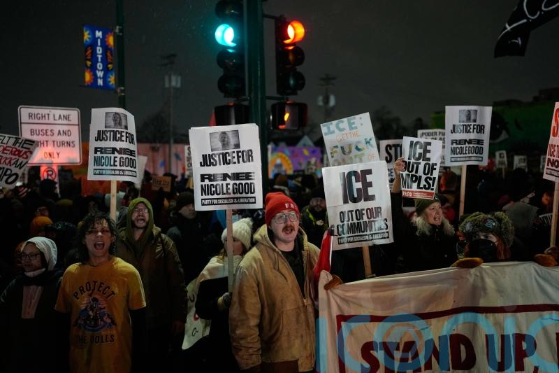 Protesters take to the streets in US after shootings in Minneapolis and Portland