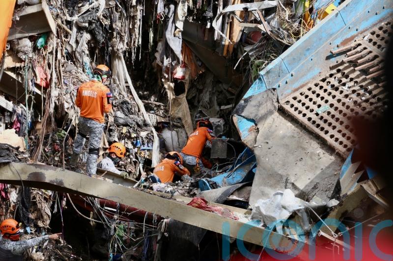 &lsquo;Signs of life&rsquo; found after deadly rubbish dump avalanche in Philippines