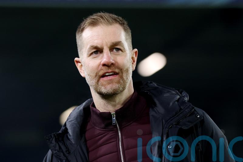 Tom Cursons grabs dramatic equaliser for struggling Harrogate at Crewe