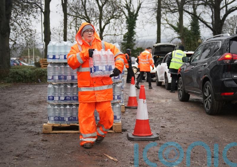 Ministers holding emergency meetings as 17,000 properties remain without water