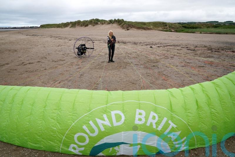 Producer concerned for safety of &lsquo;human swan&rsquo; expedition cameraman, inquiry told