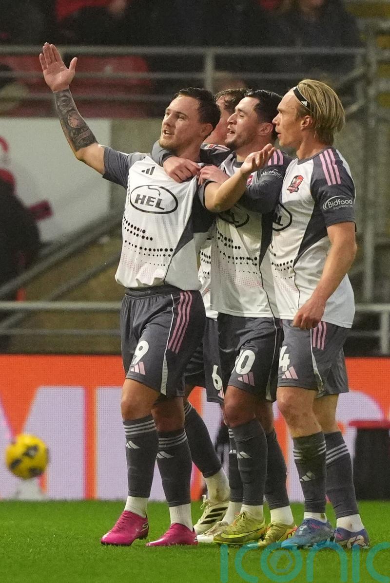 Exeter beat Stevenage to make it five home wins in a row in League One