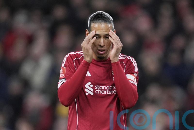 Virgil van Dijk expected to hold Liverpool players&rsquo; meeting after Burnley draw