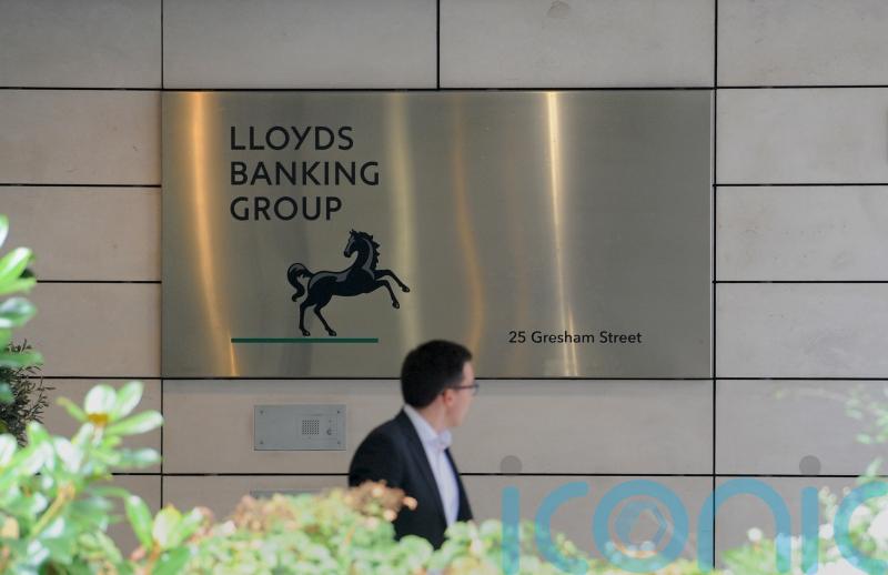 Lloyds to put all 67,000 staff through AI training in fresh digital push