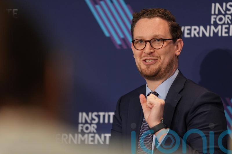 Darren Jones brands reports he is source of Streeting briefing &lsquo;total nonsense&rsquo;